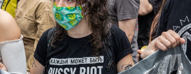 Dos Activistas De Pussy Riot Anuncian Una Huelga De Hambre Por No Poder