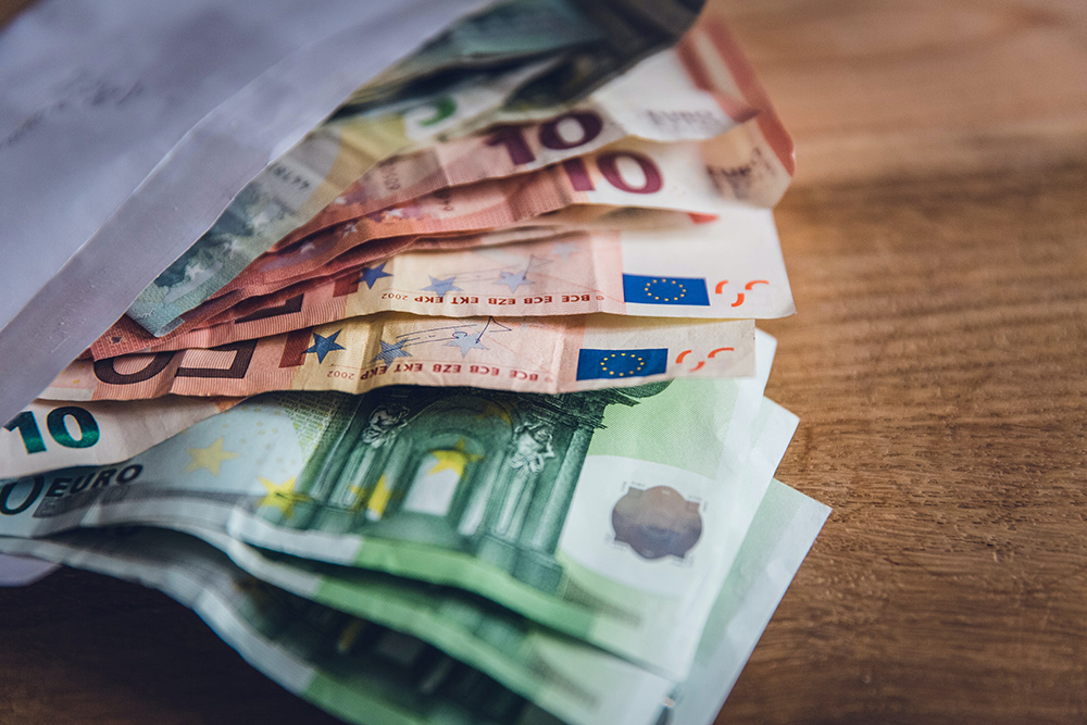 Luxemburgo sube el salario mínimo a 2.200 euros a pesar de la negativa de los empresarios
