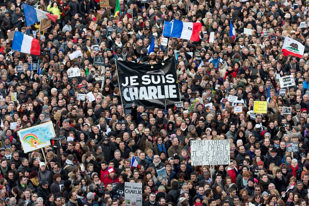 Una cadena perpetua y dos penas de 30 años para los cómplices del atentado contra 'Charlie Hebdo'