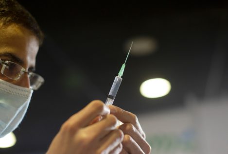 ¿Por qué hay vacuna contra la covid-19 y no frente al sida?