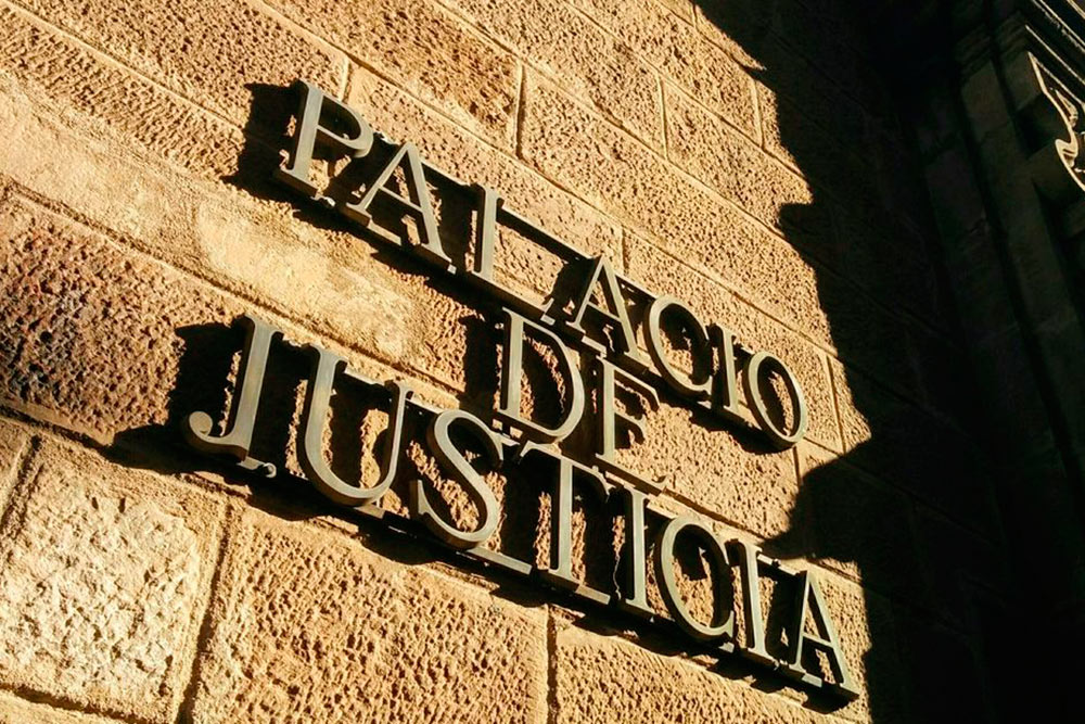 La juez ordena el ingreso en prisión de los dos policías de Linares
