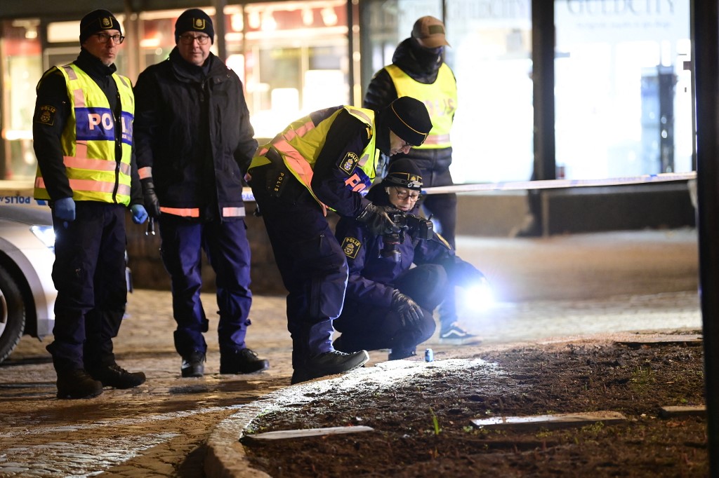 Un hombre con un hacha hiere a ocho personas en un posible ataque terrorista en Suecia
