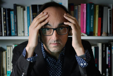 Agustín Fernández Mallo: «La autoconstrucción de la identidad es una alucinación del ego»