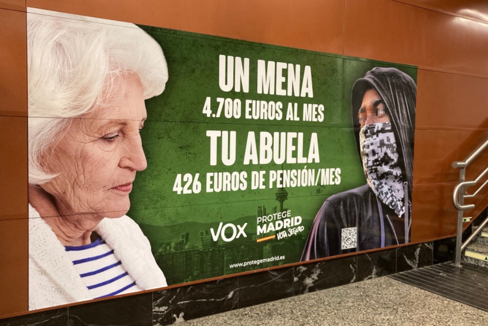 «Un MENA, 4.700€; tu abuela, 426€»: así arranca Vox la campaña en Madrid