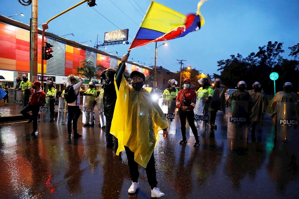 Dimite el ministro de Hacienda colombiano cuando las protestas suman ya 19 muertos