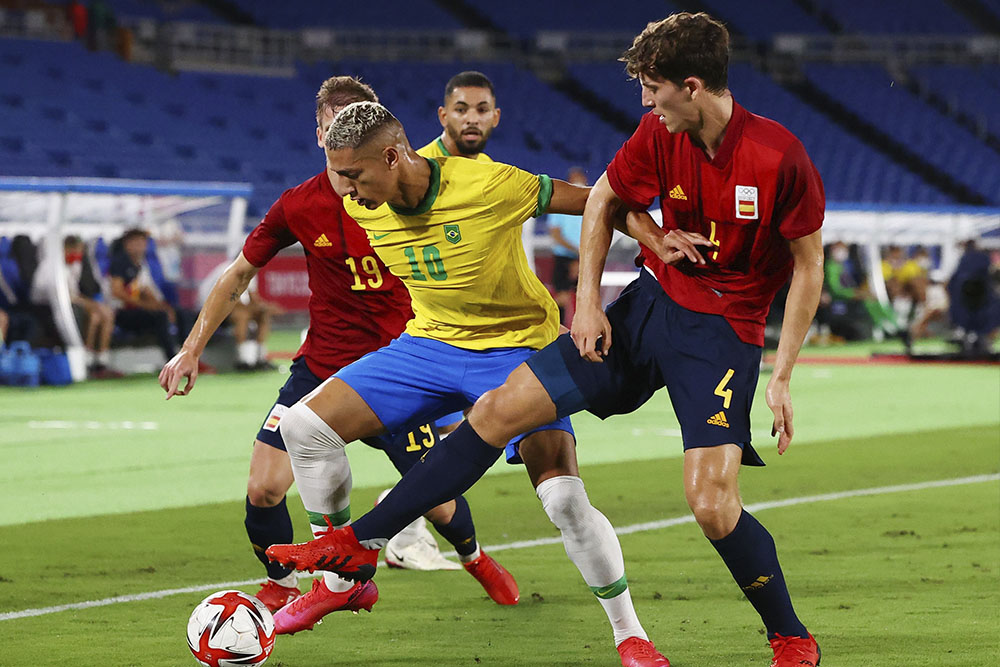 España cae ante Brasil en la prórroga y se queda con la plata en fútbol
