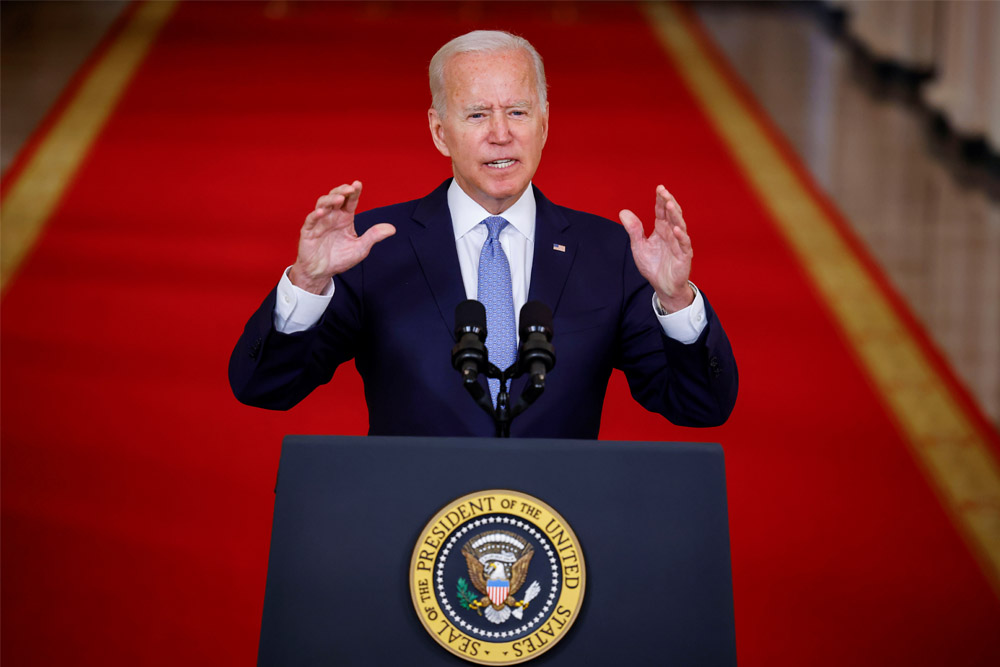 Biden defiende la retirada de Afganistán y advierte al Estado Islámico: «No hemos terminado con ustedes»