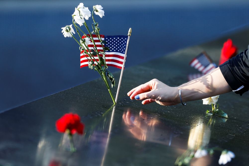 EEUU honra a los casi 3.000 muertos del 11S en actos con las familias como protagonistas