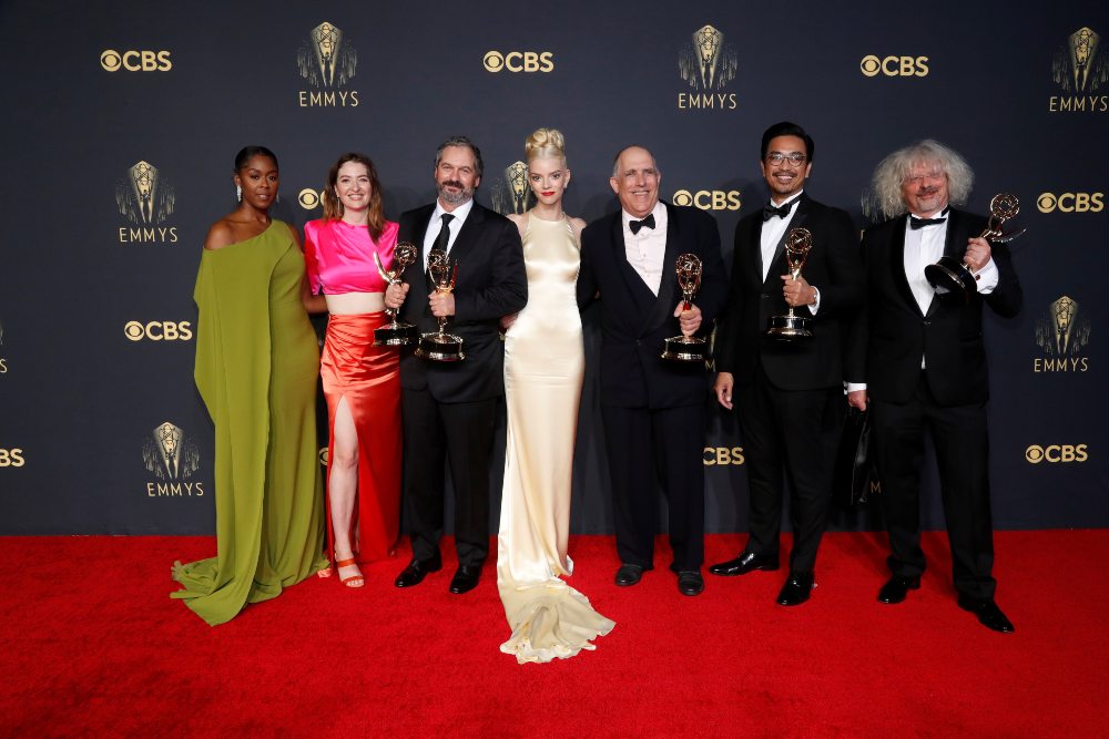 Netflix triunfa por fin en los Emmy con 'The Crown' y 'Gambito de dama'