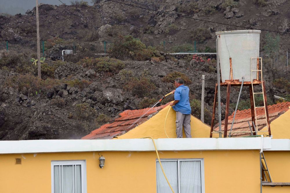 Algunos vecinos de La Palma pueden ir hoy a recoger sus pertenencias