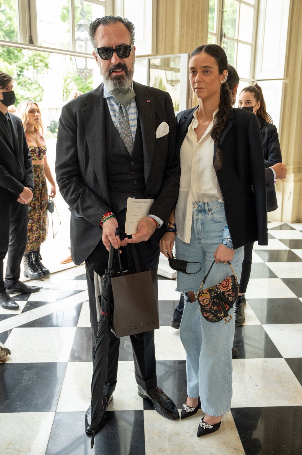 Jaime de MarichalarN y Victoria Federica en el desfile de Christian Dior en París en 2021