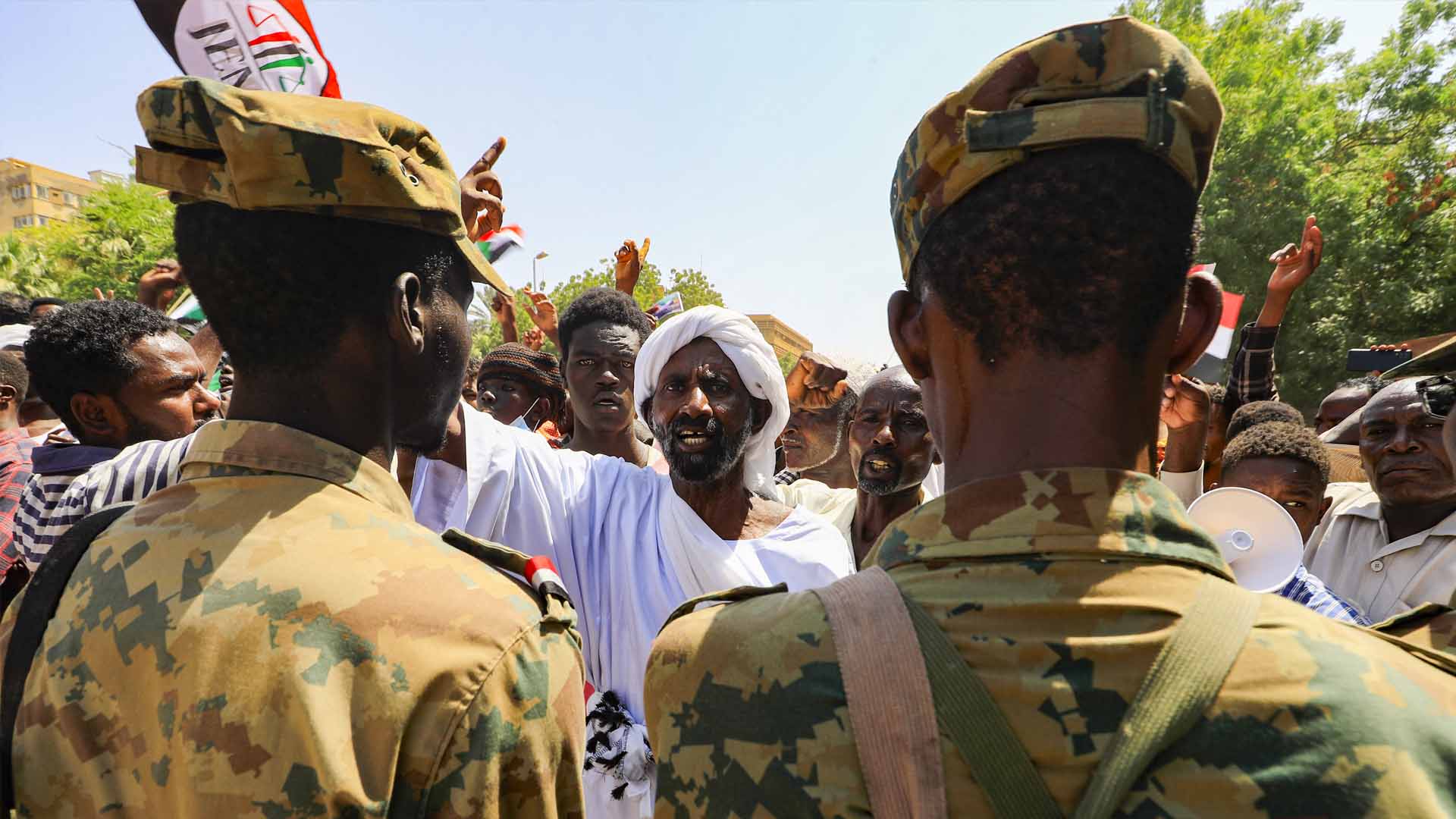 Los militares arrestan al primer ministro de Sudán por rechazar el golpe de Estado