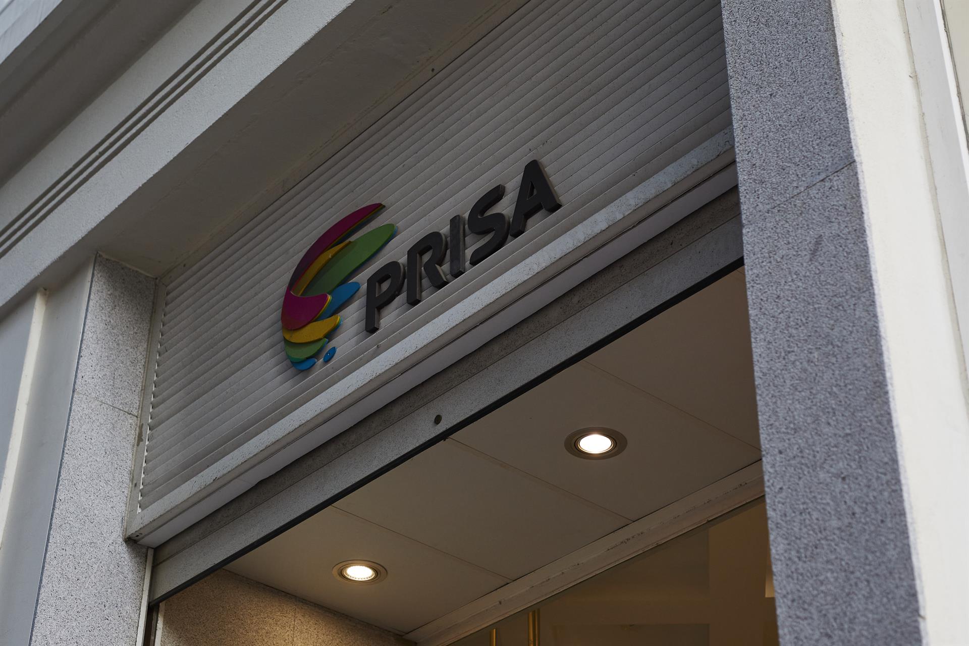Vivendi quiere comprar hasta el 29% de Prisa con las acciones de Telefónica en el punto de mira