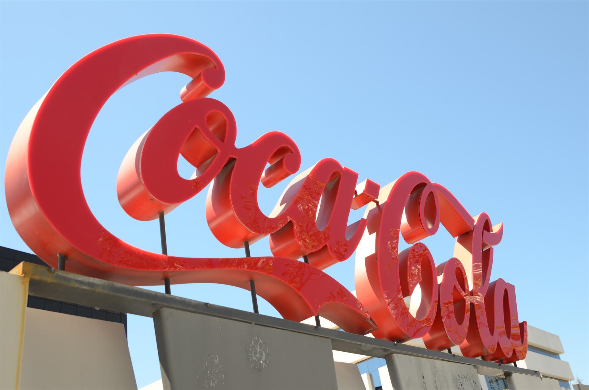Coca-Cola compra la compañía de bebidas deportivas Bodyarmor