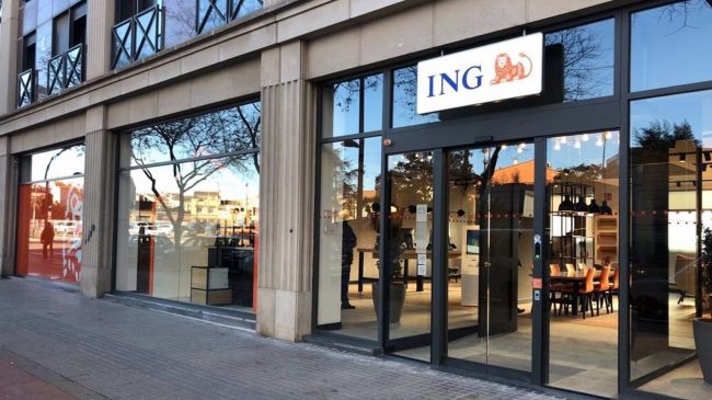 ING dispara un 23% sus ingresos por comisiones tras cobrar por los depósitos
