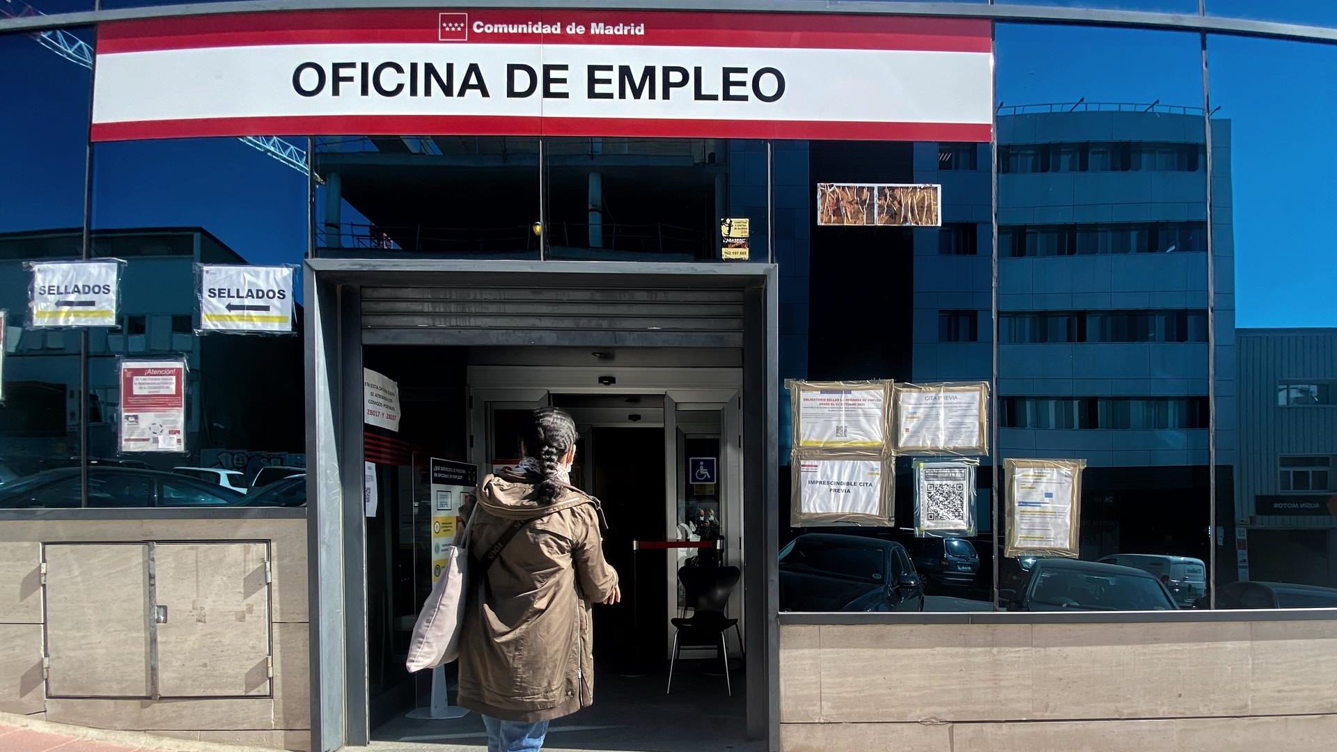 El desempleo de la OCDE se redujo al 5,8% en septiembre, con España (14,6%) a la cabeza