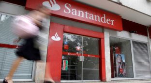 El Santander traslada los recortes a EEUU al cerrar un centenar de sucursales
