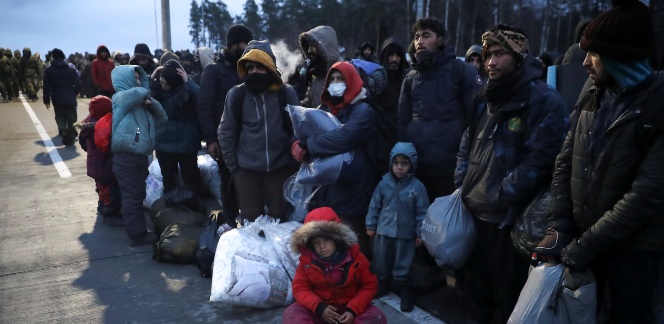 Polonia dice haber evitado la entrada de más de 200 migrantes desde Bielorrusia en las últimas 24 horas