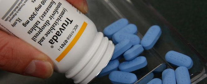 Hasta siete meses para conseguir la pastilla que evita el VIH dos años después de su llegada a España