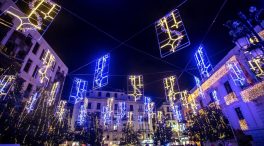 Piden dimisión del alcalde de Granada por poner luces de Navidad «satánicas»