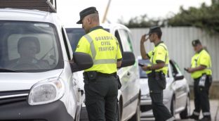 Navarra retrasa la transferencia de Tráfico porque aún negocia el ahorro en guardias civiles