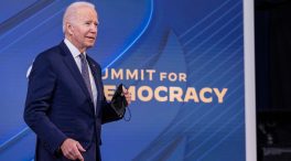 Biden presenta un plan de 424,4 millones de dólares para «defender la democracia»