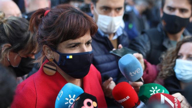 Teresa Rodríguez sugiere su candidatura a una Junta de Andalucía que prometió abandonar en 2022