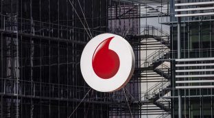 Vodafone lanza un órdago a la UE en Italia para allanar el camino a una fusión en España