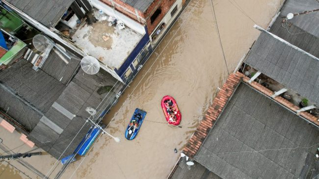 Al menos 18 muertos por las inundaciones en Brasil