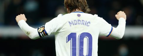 El Real Madrid anuncia que Modric y Marcelo son positivos en la covid-19