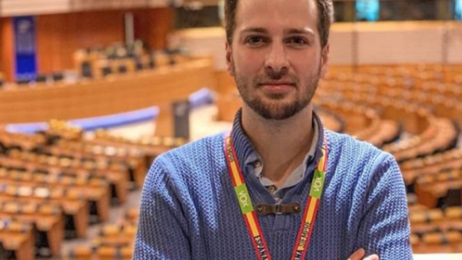 El hijo de ‘El Albondiguilla’ trabaja para Vox en Bruselas