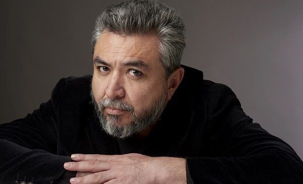 El escritor chileno Cristian Alarcón, Premio Alfagura de novela por 'El tercer paraíso'