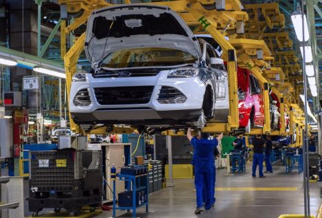 Ford Almussafes teme otro caso Nissan: pierde 178.000 coches y 1.000 empleados