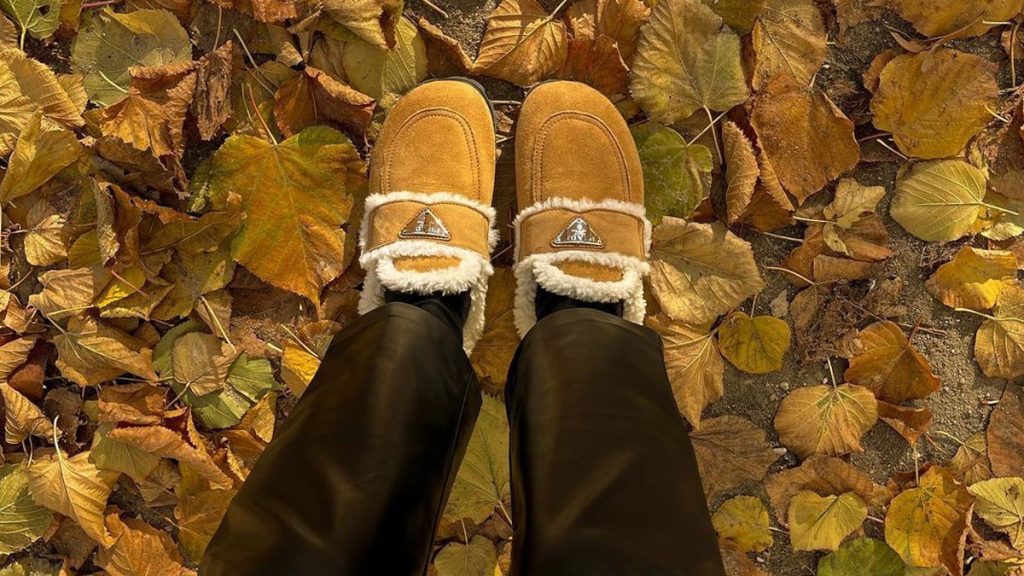 Alexandra Pereira (@alexandrapereira) muestra su calzado con borrego en Instagram