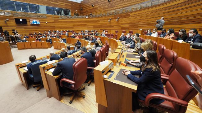 La Junta Electoral da la razón a RTVE para organizar un debate en Castilla y León