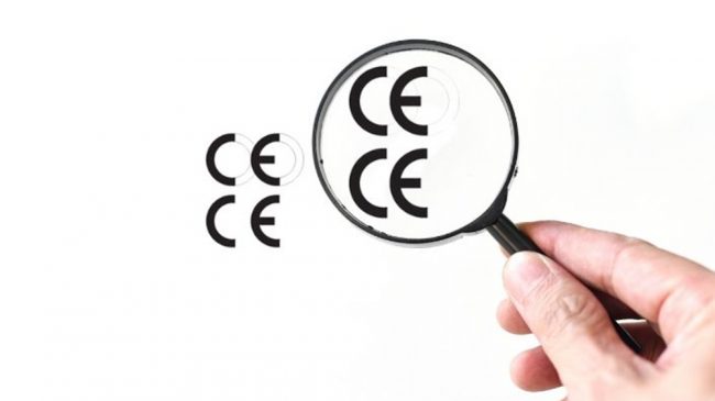 El logo CE de Conformidad Europea y su copia casi idéntica que camufla a China Export