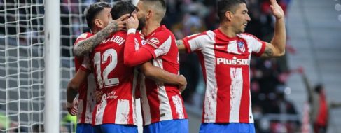 El Atlético de Madrid derrota al Rayo Vallecano y vuelve a puestos 'Champions'