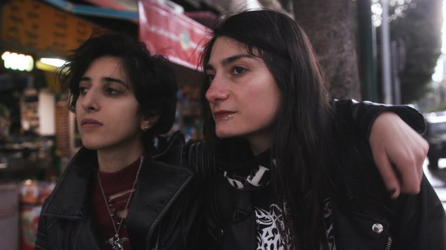 La primera banda de metal femenina de Oriente Medio grita para hacerse oír