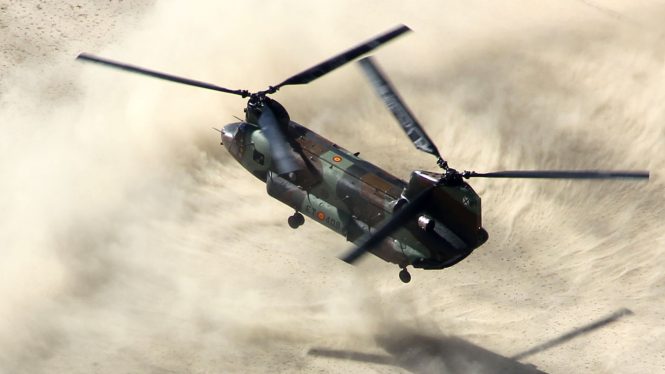 Indra dotará a los Chinook CH-47F del Ejército de sistemas de defensa electrónica de nueva generación