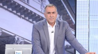 El PP critica a TVE por elegir a Fortes de moderador: «Vamos a debatir contra tres»