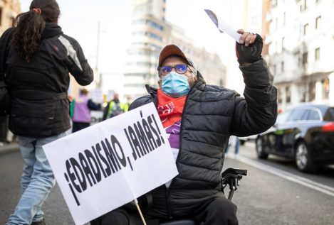 Miles de pensionistas se manifiestan en toda España y piden igualar las pensiones al Salario Mínimo