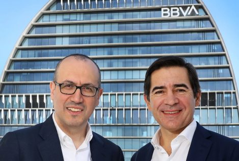 BBVA reduce en España su plantilla en 1.500 trabajadores más que lo pactado en el ERE