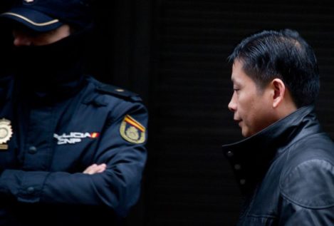 El juez del 'caso Emperador' rectifica y accede a traducir al chino la acusación de Gao Pin