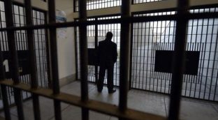 Temor en las prisiones por la relajación en los permisos de salida: «Puede ser un polvorín»