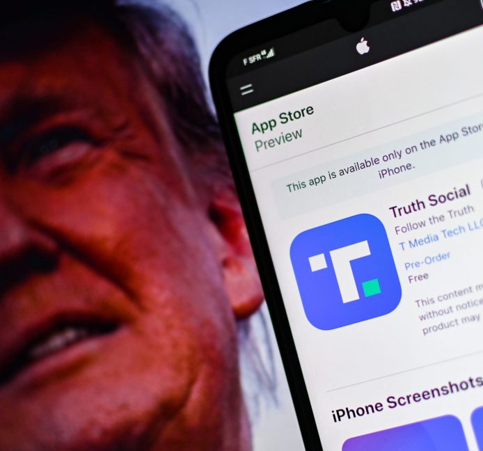 Ya está disponible la nueva red social de Donald Trump, «Truth Social»