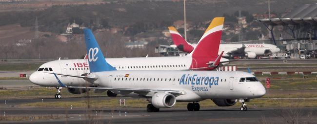 Iberia presta 100 millones a Air Europa para negociar la compra en exclusiva durante un año