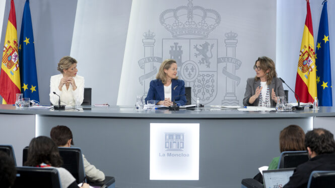 Nadia Calviño presenta el nuevo plan de choque del Gobierno: «Es serio y ambicioso»