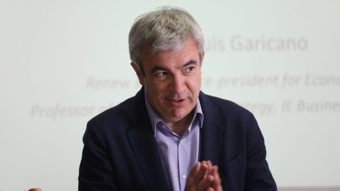 El eurodiputado Luis Garicano abre una petición para dejar de comprar energía rusa