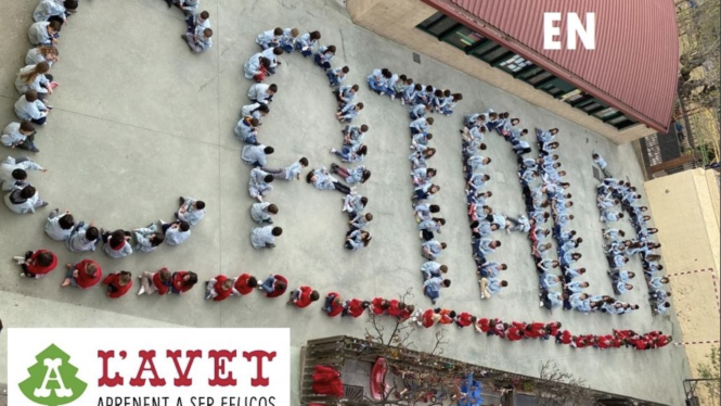 La escuela de los hijos de Josep Rull 'anima' a los alumnos a formar fila en favor del catalán