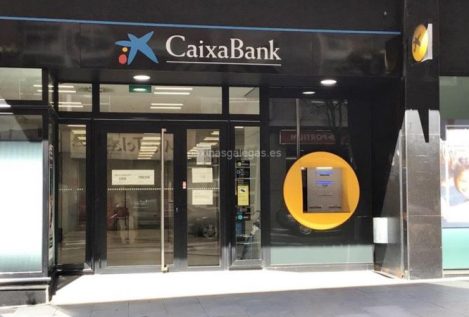 Caixabank rectifica y pagará el bonus de 2021 a todos los empleados despedidos por el ERE